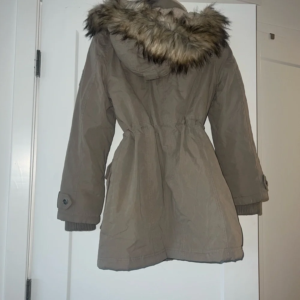 COPY - DKNY parka coat - Picture 6 of 6